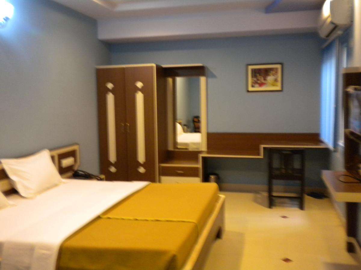 Hotel Raj Mahal Bikaner Exteriör bild